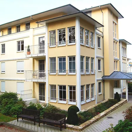 Charlotte Apartment